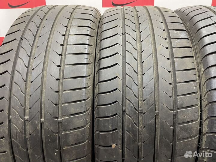 Goodyear EfficientGrip 215/50 R17