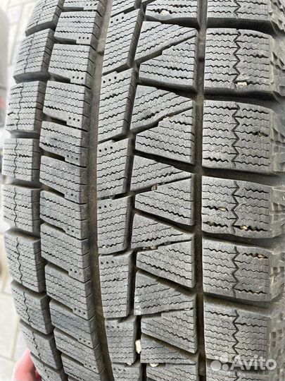 Колеса Toyota, Шины Bridgestone 215/60 R16