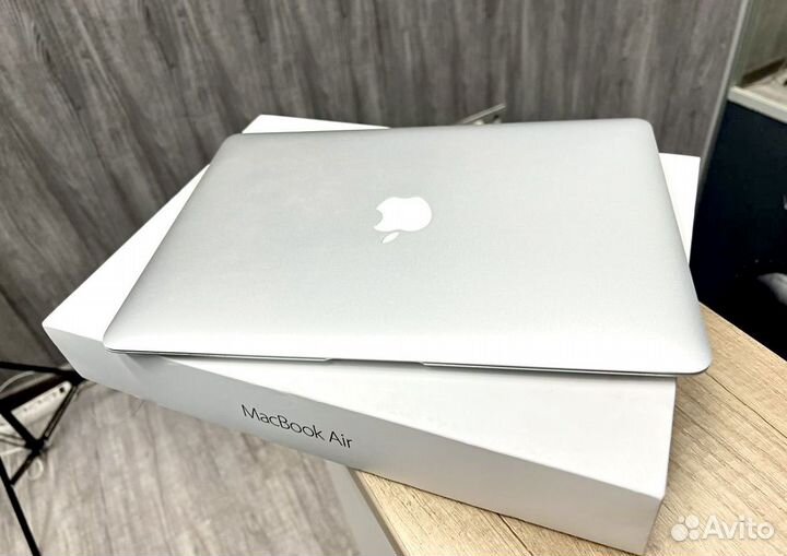 MacBook Air 13 2018 рст