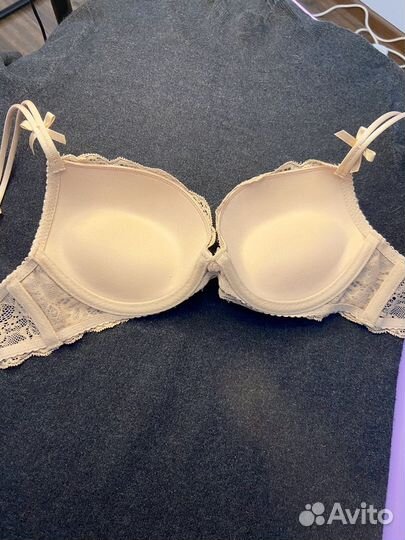 Бюстгальтер 75B