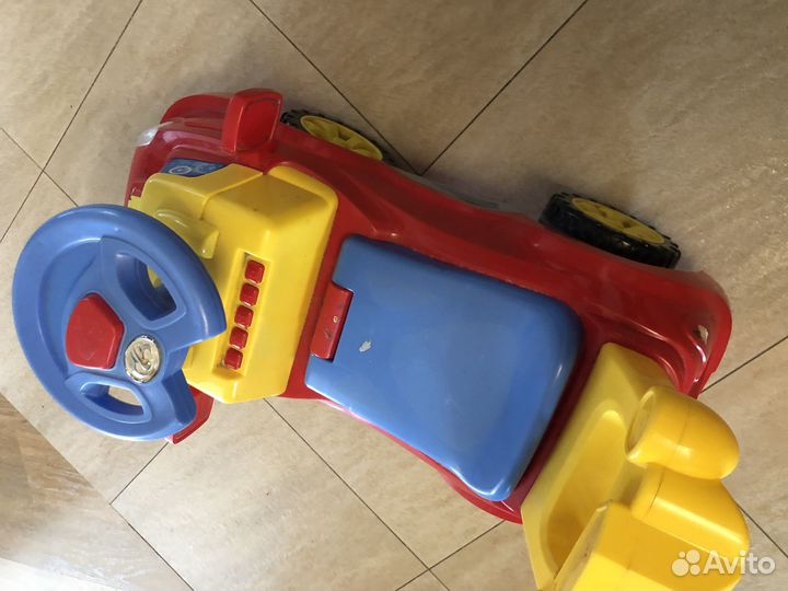 Машинка-каталка