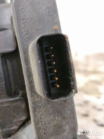 Педаль газа Mazda 3 BL