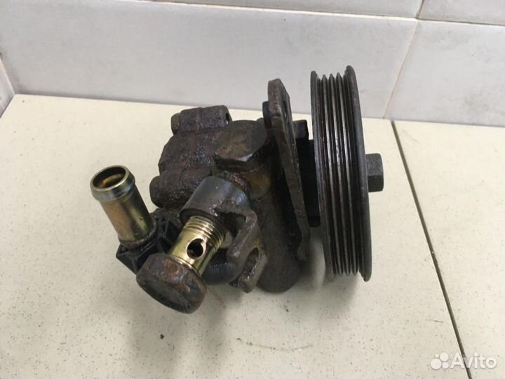 Насос гидроусилителя Maxima (A33) 2000-2005