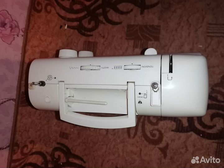 Швейная машина Singer 2273