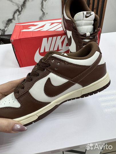 Кроссовки новые nike