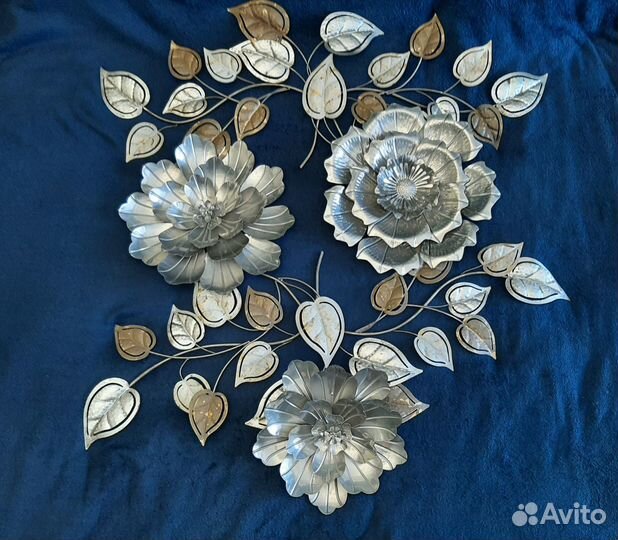 Настенный декор из металла