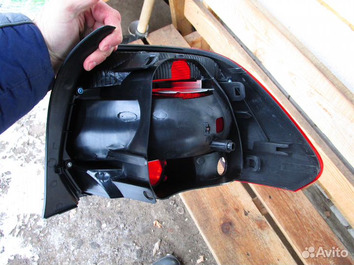 Фонарь задний стопарь задний Фольксваген Поло