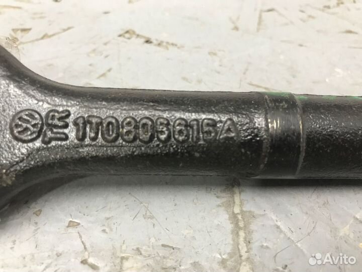 Крюк буксировочный Volkswagen Golf 1K BLF 2007