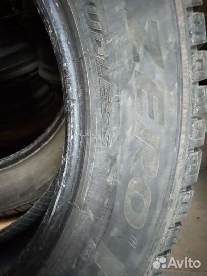 Pirelli Ice Zero FR 225/60 R18