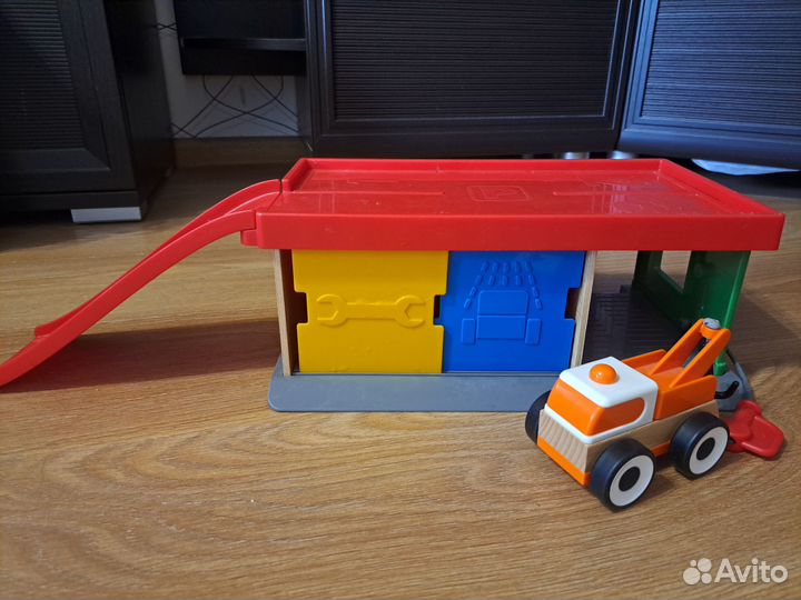 Икеа Лиллабу Гараж с эвакуатором, разноцветный