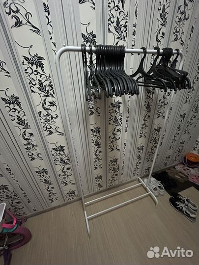 Вешалка напольная