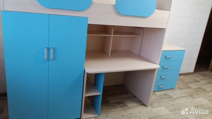 Мебельный комплекс для ребенка