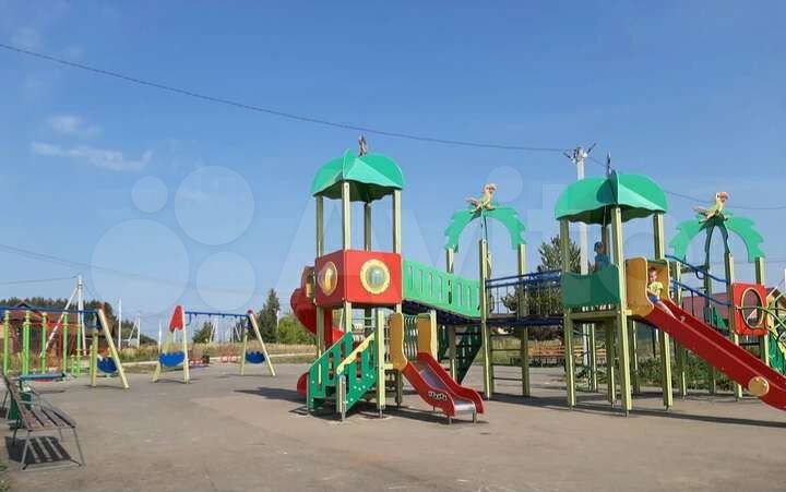 Дом 200 м² на участке 12 сот.