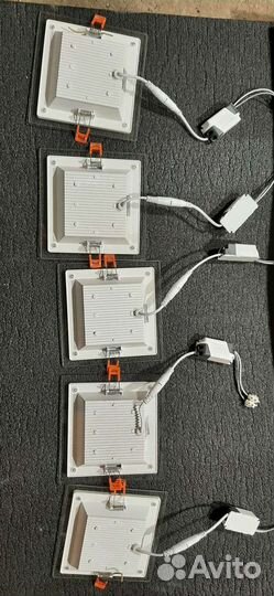 Светильники потолочные встраиваемый