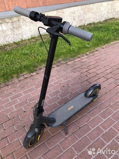 Электросамокат Ninebot max g30