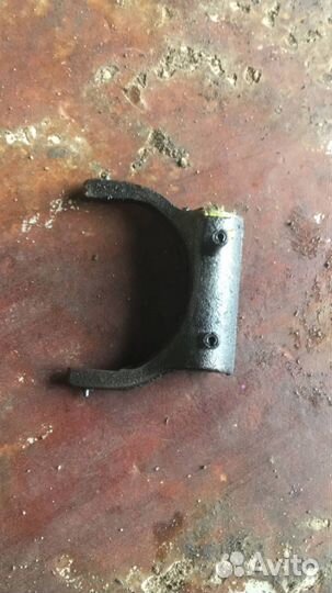 Вилка сцепления 30537-M8005 nissan