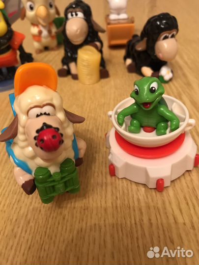 Игрушки киндер макси