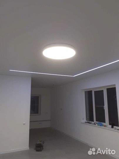 Натяжной потолок в зал 17 метров