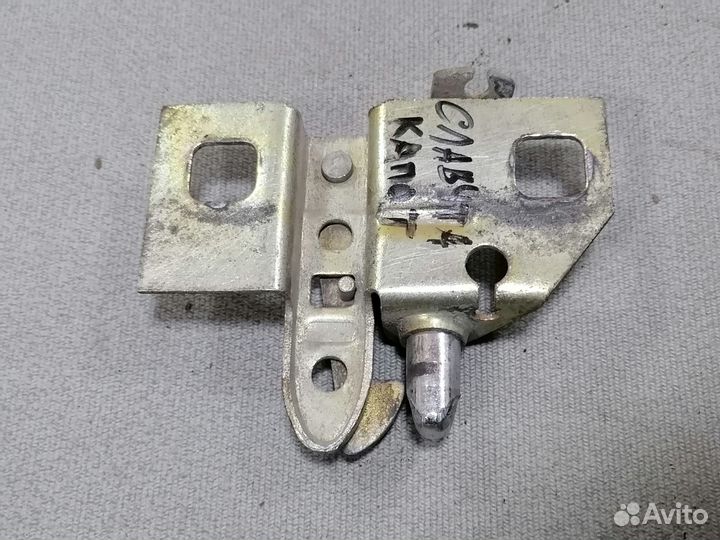Замок капота Заз Славута 2000-2011