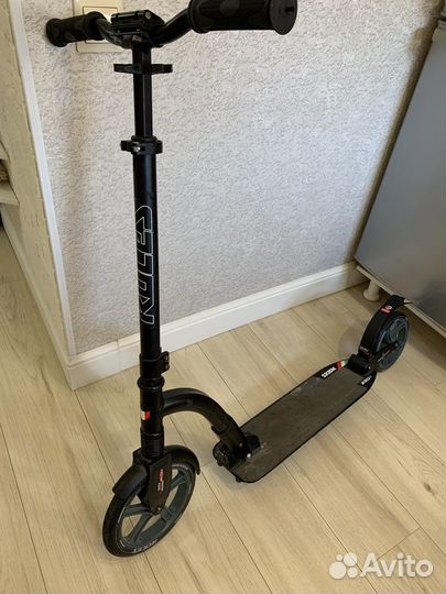 Самокат взрослый Roces 230