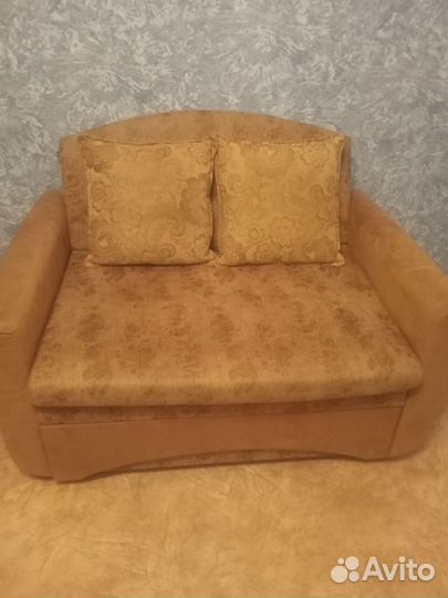 Малогабаритный диван раскладной бу