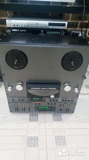 Магнитофон 