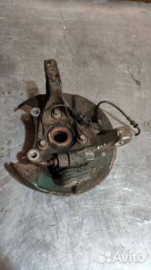 Кулак передний правый Saab 9-3 2 2005