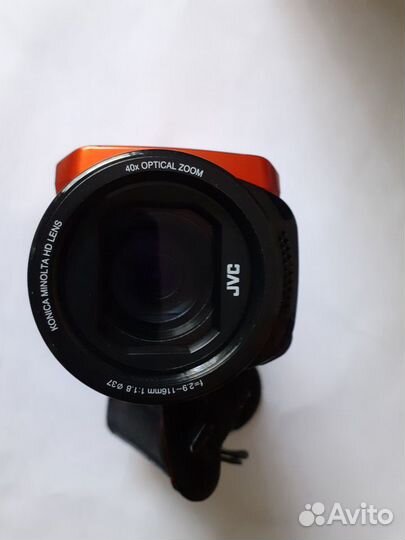 Видеокамера JVC GZ-R405DE