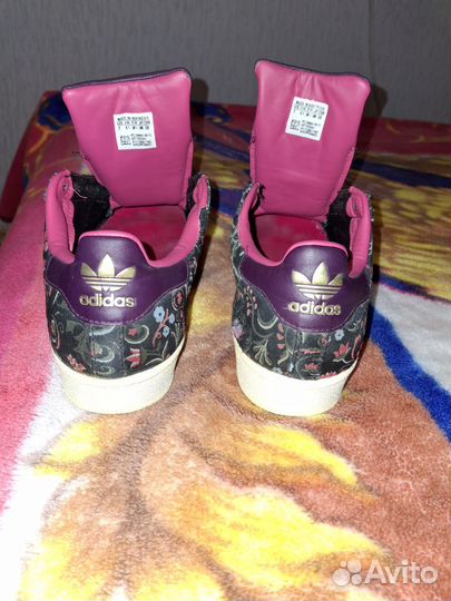 Кроссовки женские adidas бу