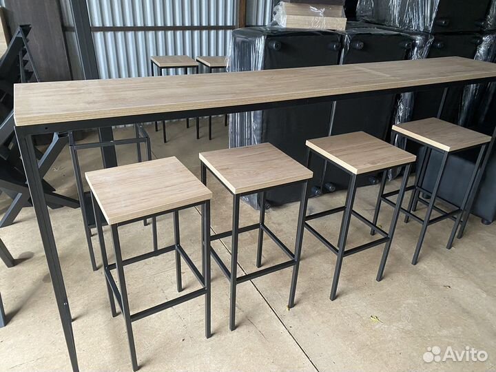 Барная стойка со стульями лофт