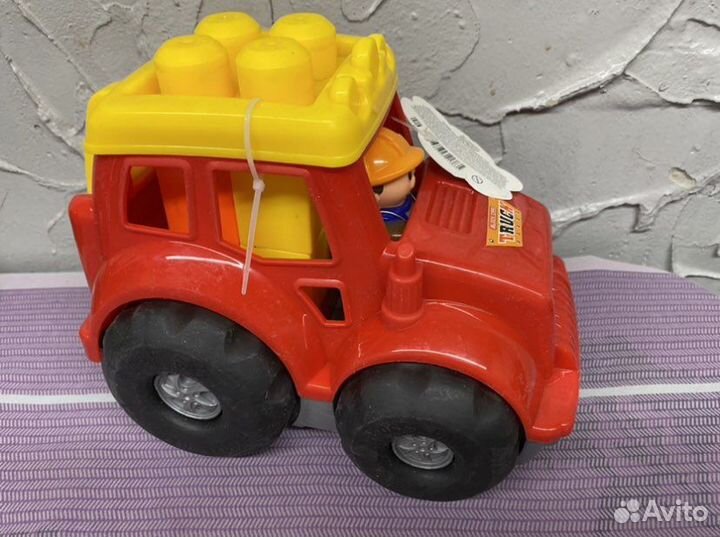 Трактор новый