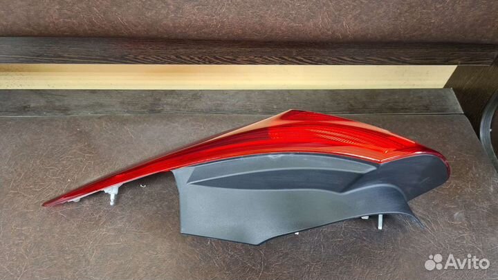 Задний правый фонарь на Форд фокус 3 рестайлинг