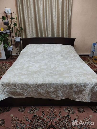 Покрывало на кровать евро