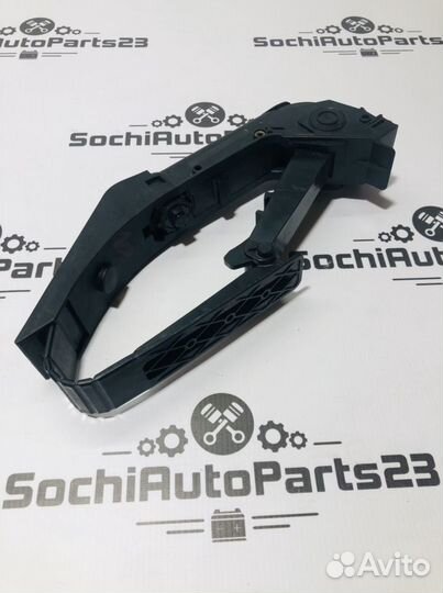 Педаль газа Mercedes CL W216 W221 W220