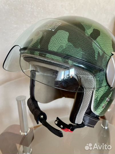 Мотошлем женский