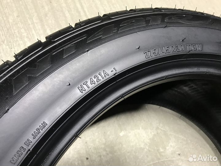 Nitto NT421Q 275/45 R20 110W