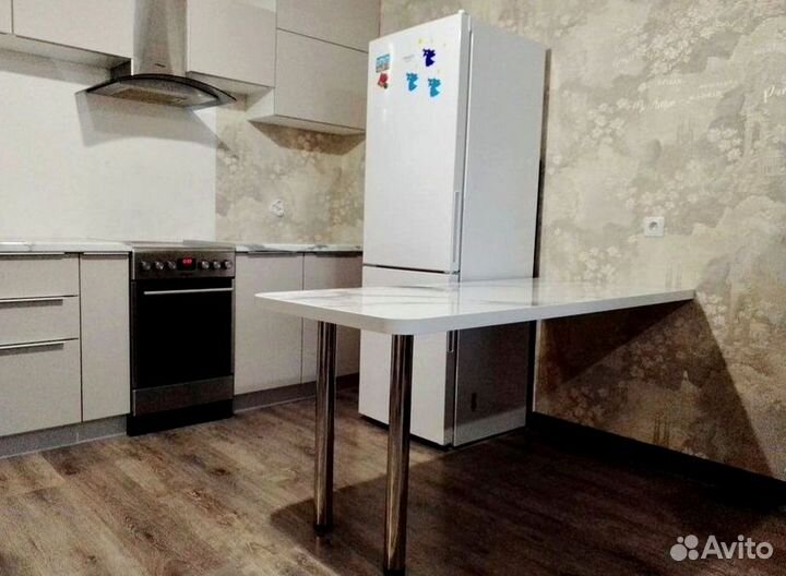 Кухни на заказ с яркими акцентами