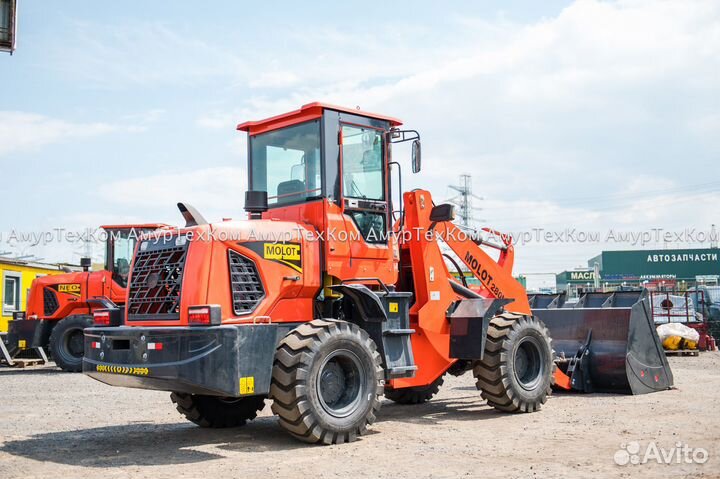 Фронтальный погрузчик Molot 280М, 2023