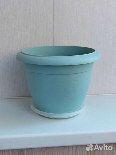 Горшок для цветов большой