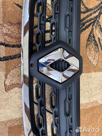 Решетка радиатора под камеру renault duster 2