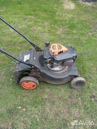 Газонокосилка бензиновая бу