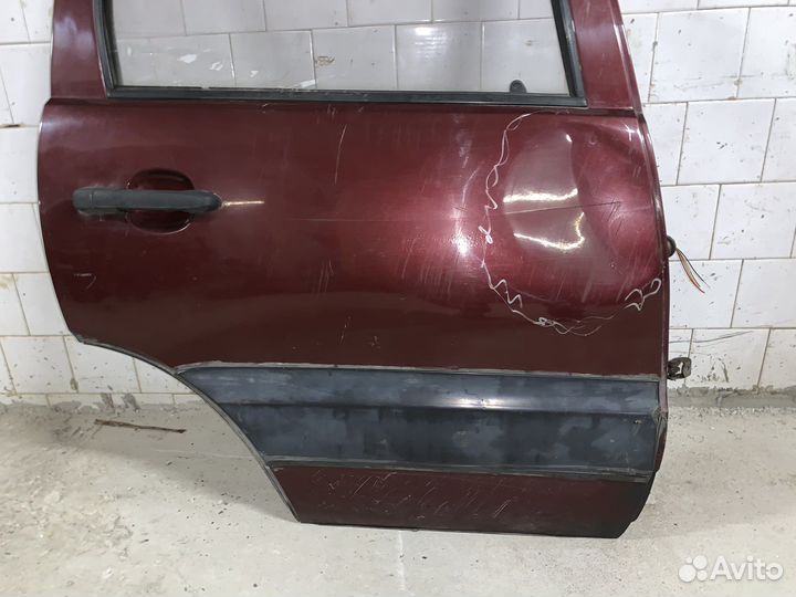 Дверь задняя правая Chevrolet Niva до 2009г
