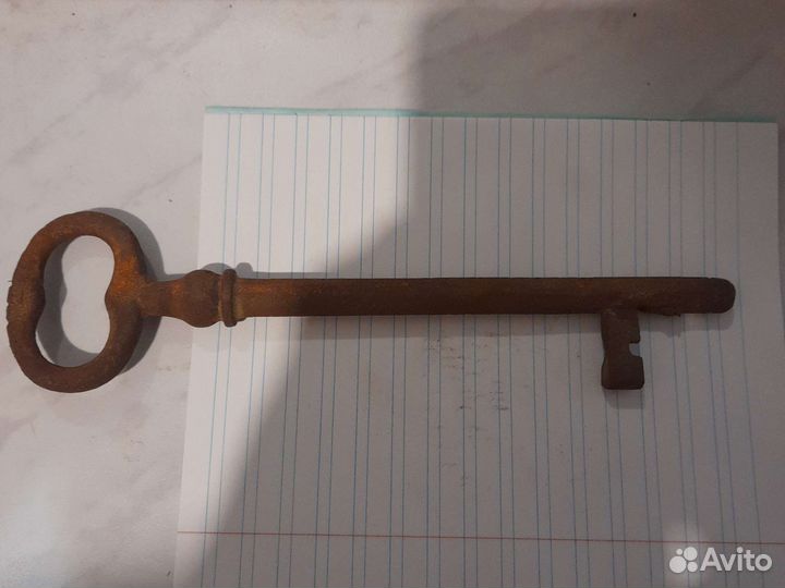 Ключ амбарный