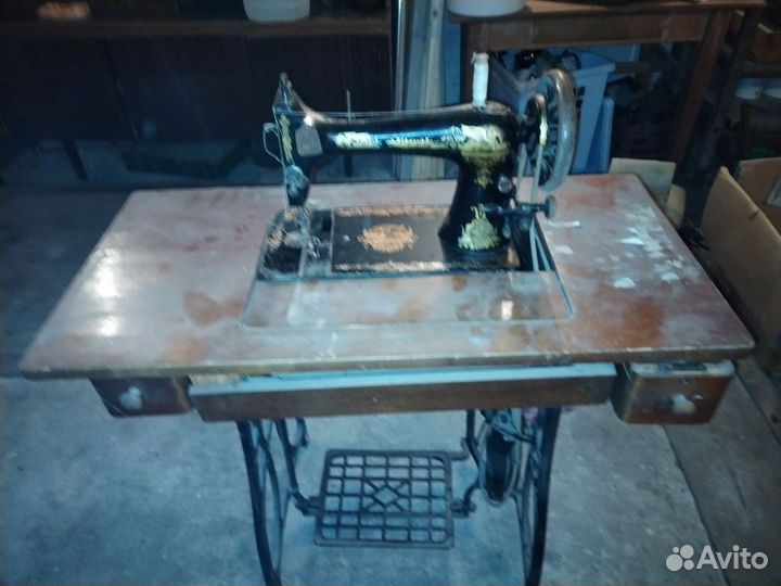 Швейная машинка