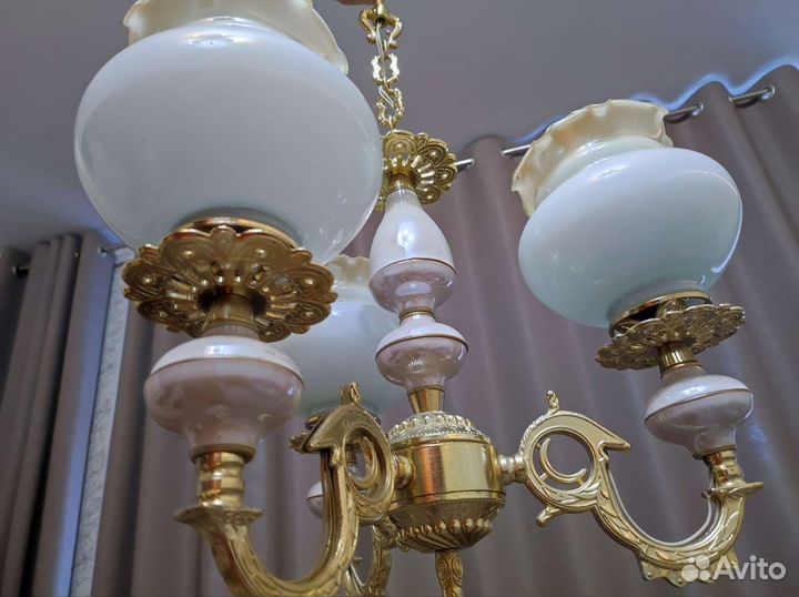 Люстра потолочная