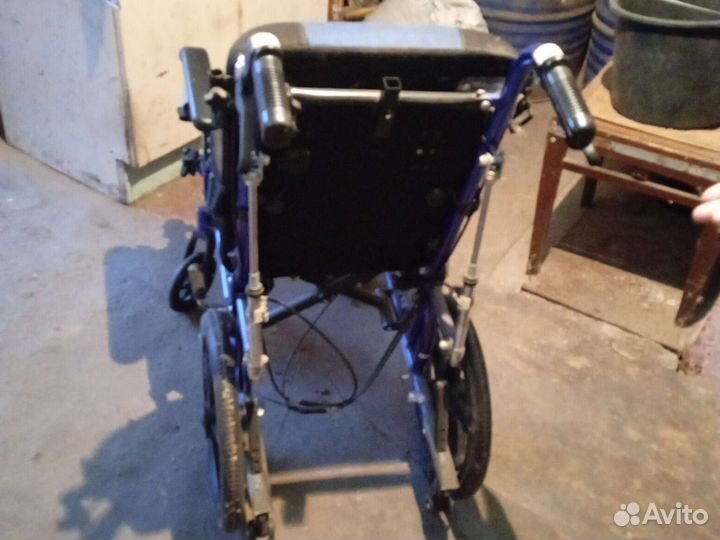 Инвалидная коляска