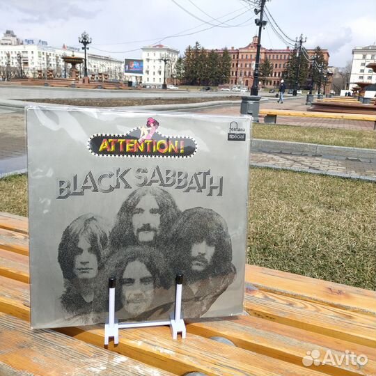 Black Sabbath - Attention Black Sabbath (1972 г.)