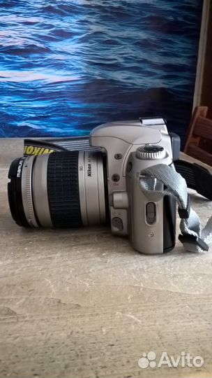 Зеркальный плёночный фотоаппарат 