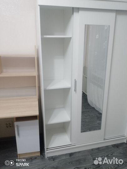 Шкаф купе с зеркалом новый