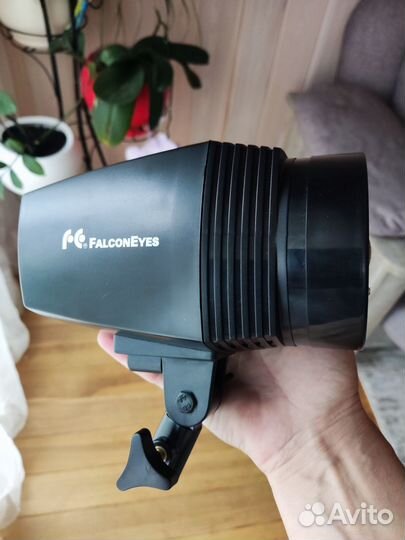 Студийная вспышка Falcon Eyes SS-150B (к-т 3шт)